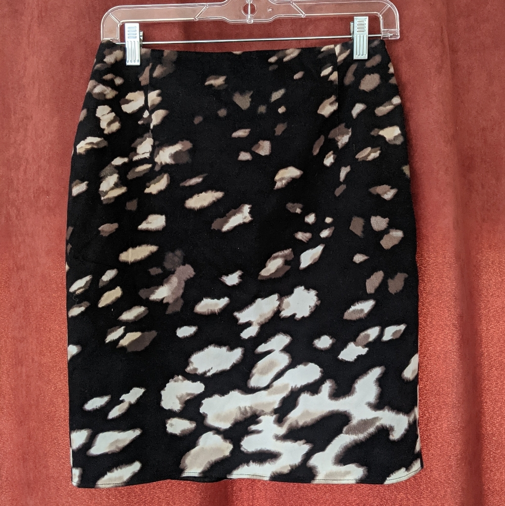 Abstract Print Skirt